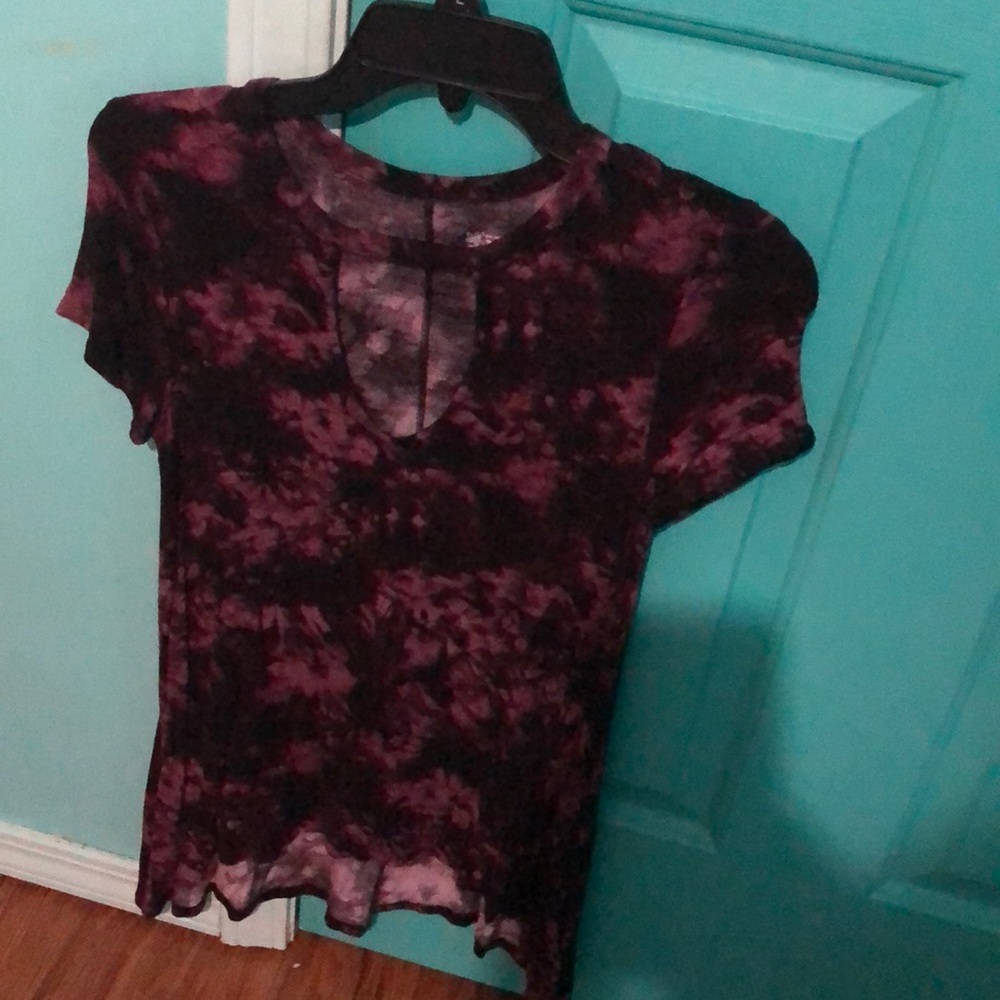 Mudd size small shirt